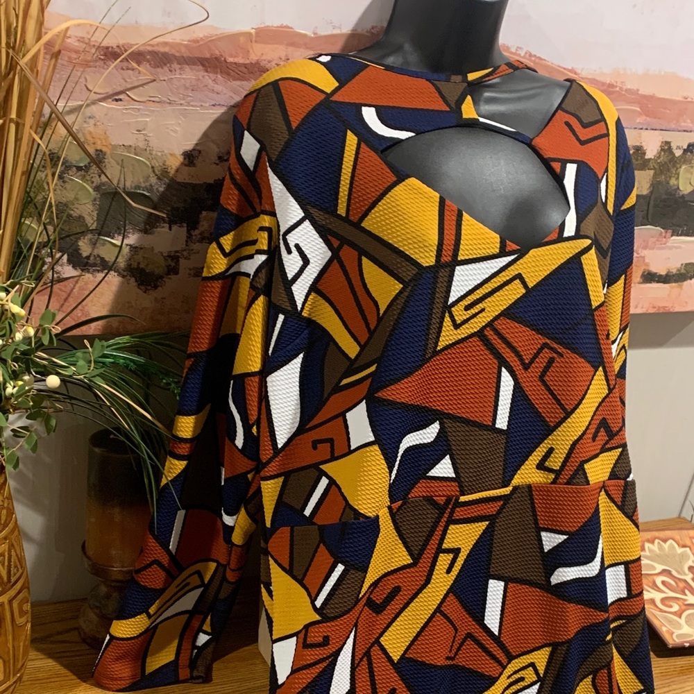 Geometric Patterned Dress - Multicolor - Picture 4 of 14